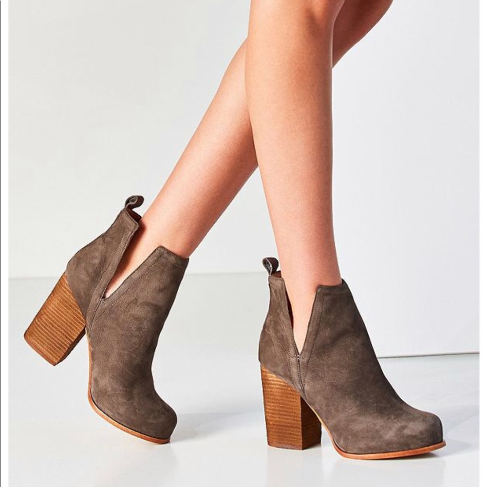 Jeffrey Campbell O'shea Booties Size 9